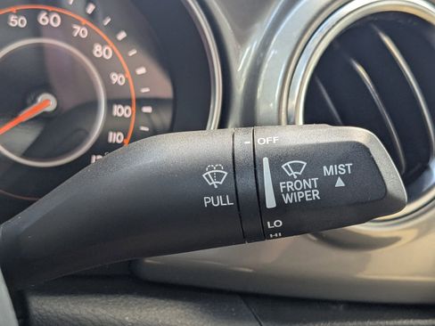 Used 2022 Jeep Wrangler Unlimited Sahara w/ Cold Weather Group image 28