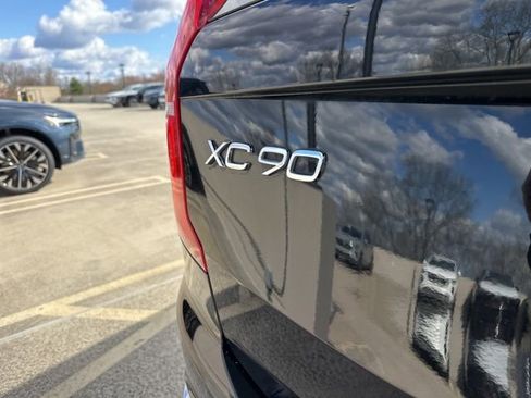 Certified 2023 Volvo XC90 B6 Plus w/ Protection Package Premier image 39
