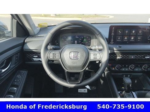 Certified 2025 Honda Accord EX-L image 17
