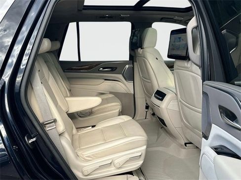 Used 2023 Cadillac Escalade Premium Luxury Platinum w/ LPO, Floor Liner Package image 21