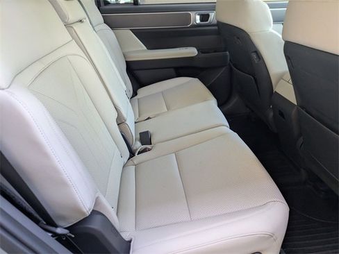 Used 2024 Hyundai Santa Fe SEL image 27