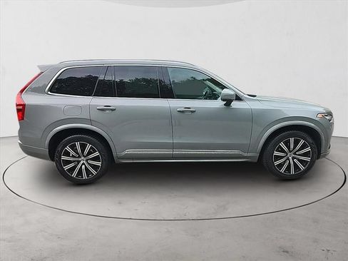 Certified 2025 Volvo XC90 B5 Core w/ Climate Package AWD/4WD image 6