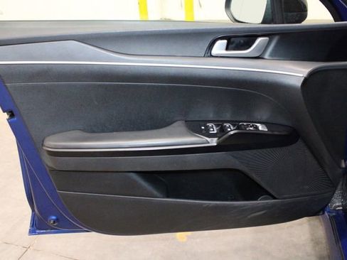 Used 2021 Kia K5 GT-Line image 11