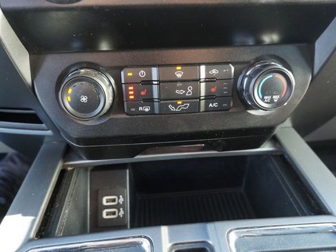 Used 2020 Ford F150 XLT w/ Equipment Group 302A Luxury image 17