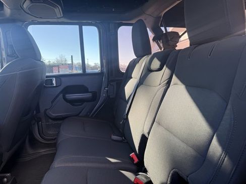 Used 2019 Jeep Wrangler Unlimited Sport S image 19