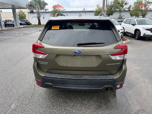 Used 2022 Subaru Forester Limited w/ Popular Package #2 AWD/4WD image 6