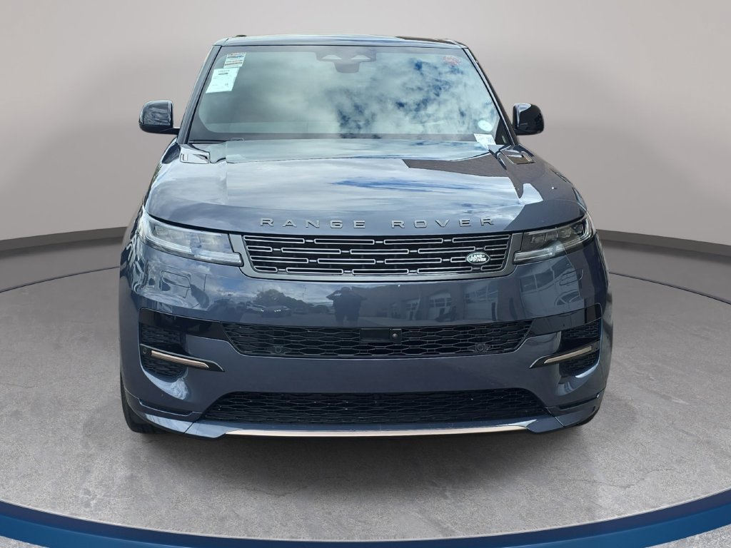 New 2027 Land Rover Range Rover Sport Dynamic SE AWD/4WD image 2