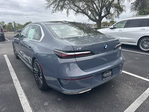 New 2026 BMW i7 eDrive50 w/ Executive Package image 3