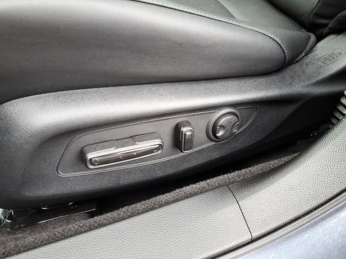 Certified 2025 Honda Accord EX-L image 18