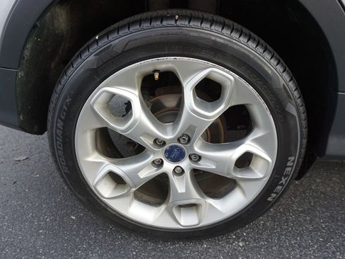 Used 2014 Ford Escape Titanium image 28