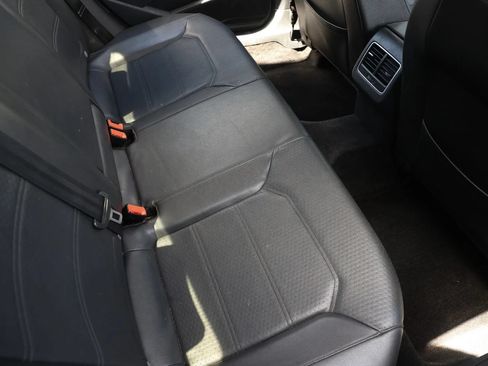Used 2015 Volkswagen Passat 1.8T SE FWD image 21