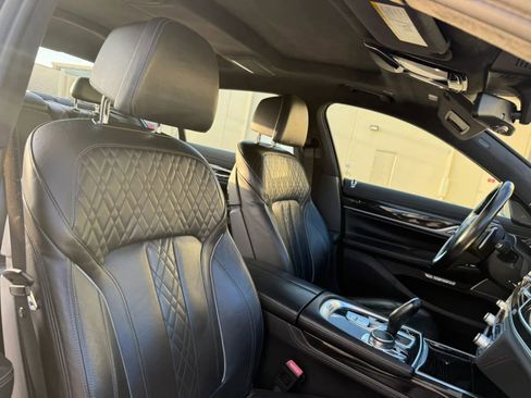 Used 2016 BMW 750i xDrive image 16
