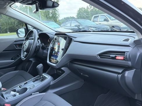 Used 2025 Subaru Crosstrek 2.5i Premium AWD/4WD image 18