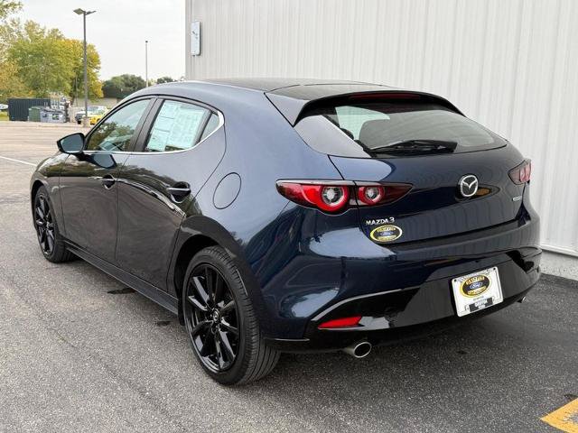 Used 2024 MAZDA MAZDA3 s FWD image 3