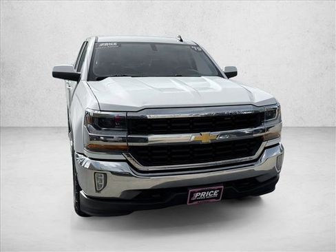 Used 2019 Chevrolet Silverado 1500 LT w/ All Star Edition AWD/4WD image 3