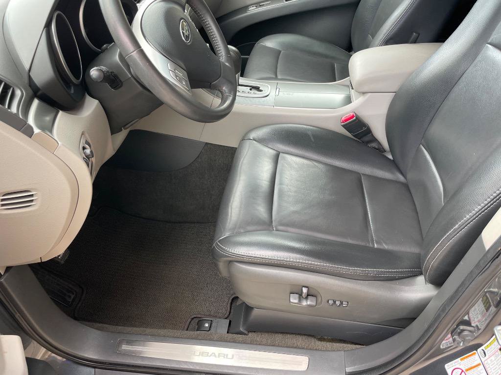 Used 2009 Subaru Tribeca Limited AWD/4WD image 3