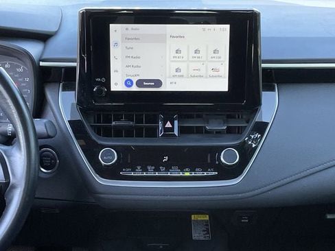 Certified 2024 Toyota Corolla SE image 16