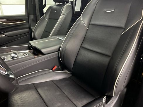 Certified 2021 Cadillac Escalade ESV Premium Luxury image 19