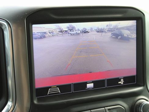 Used 2020 Chevrolet Silverado 1500 LT Trail Boss image 7