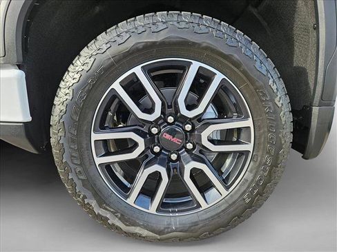 New 2026 GMC Sierra 1500 AT4 w/ AT4 Premium Package image 10