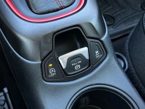 Used 2017 Jeep Compass Trailhawk w/ Navigation Group image 37