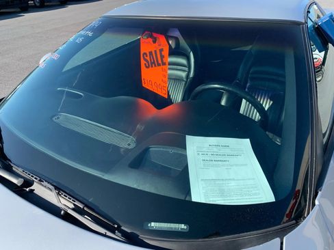 Used 1999 Chevrolet Corvette Coupe w/ Roof Pkg image 4