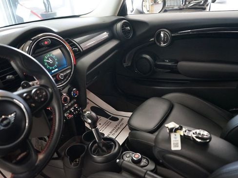 Used 2019 MINI Cooper S w/ Storage Package FWD image 10