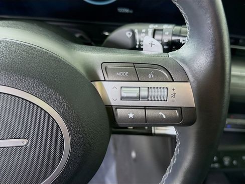 Certified 2025 Hyundai Kona Limited AWD/4WD image 25