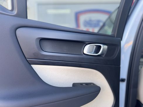 Used 2024 Volvo XC40 B5 Plus w/ Protection Package Premier image 56