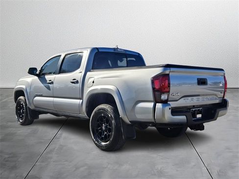 Used 2022 Toyota Tacoma 4x4 Double Cab image 3