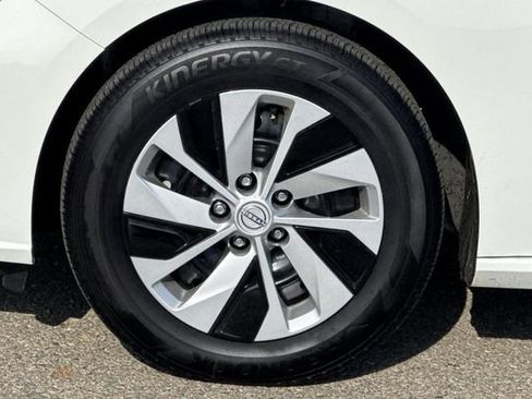 Used 2025 Nissan Altima 2.5 S image 29