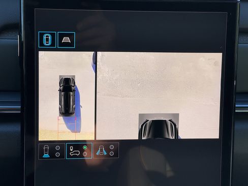 New 2026 GMC Terrain AT4 w/ Convenience Package III image 36