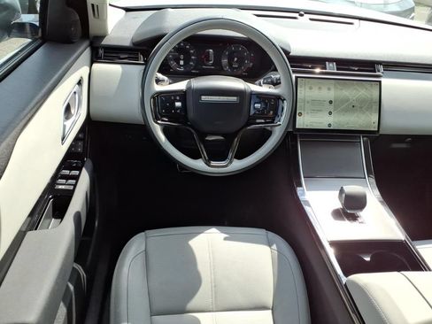 Used 2025 Land Rover Range Rover Velar Dynamic SE AWD/4WD image 8