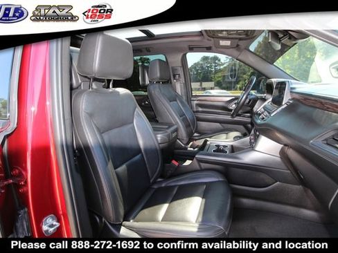 Used 2021 Chevrolet Tahoe Z71 w/ Luxury Package AWD/4WD image 21
