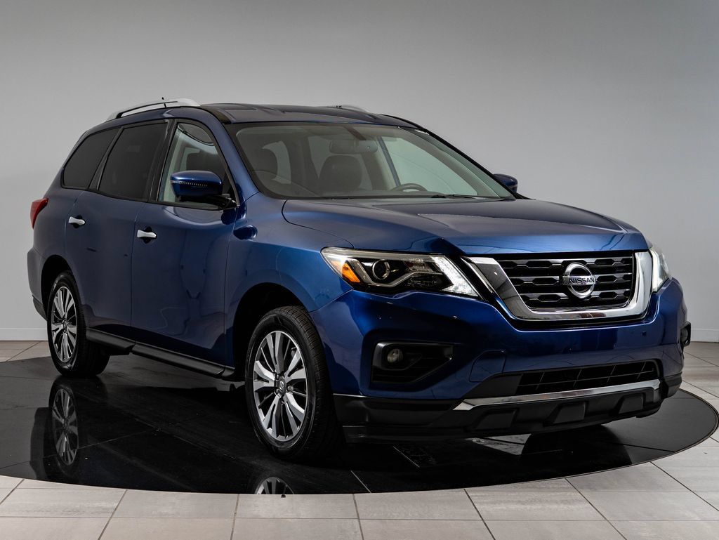 Used 2018 Nissan Pathfinder SL FWD image 12