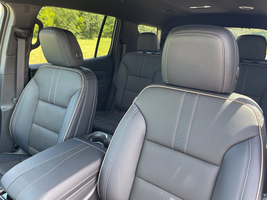 New 2026 Chevrolet Traverse High Country w/ LPO, Floor Liner Package FWD image 29