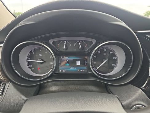 Used 2020 Buick Envision Essence AWD/4WD image 12