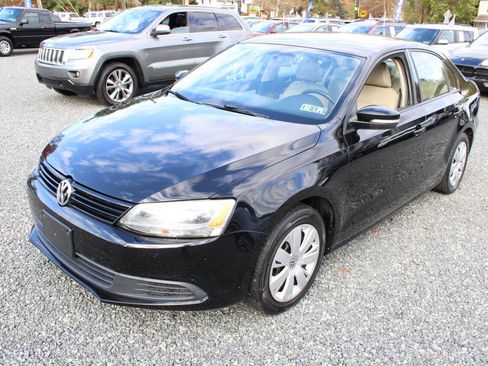 Used 2014 Volkswagen Jetta SE image 2