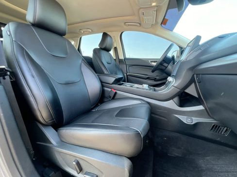Used 2022 Ford Edge Titanium w/ Equipment Group 301A AWD/4WD image 21