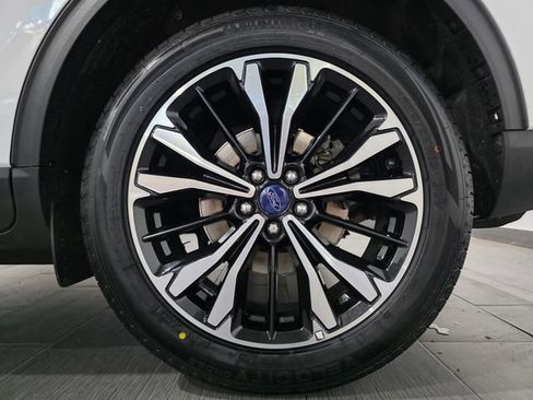 Used 2022 Ford Escape SE w/ SE Sport Appearance Package FWD image 23