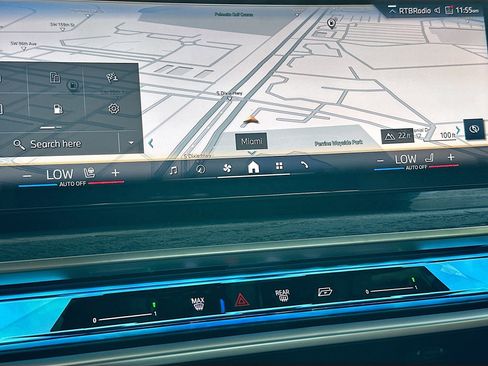 Used 2025 BMW 760i xDrive 760i xDrive w/ Executive Package image 13