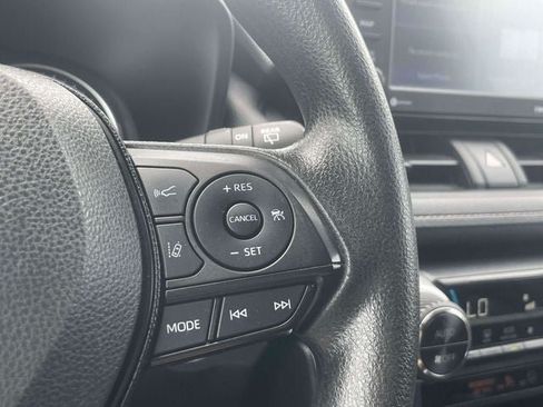 Certified 2021 Toyota RAV4 XLE AWD/4WD image 25