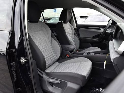 New 2025 Volkswagen Tiguan S image 19