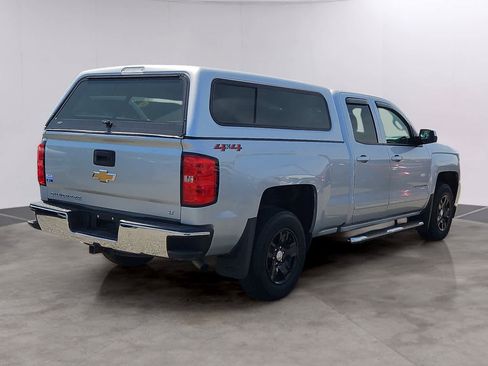 Used 2018 Chevrolet Silverado 1500 LT w/ All Star Edition AWD/4WD image 4