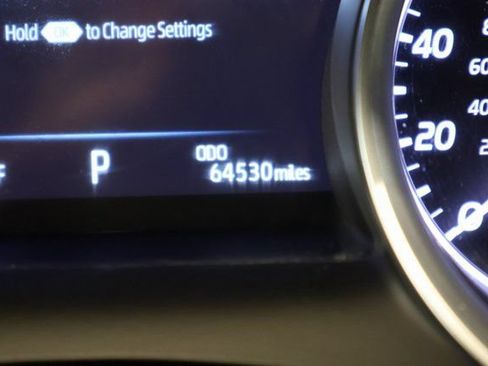Used 2023 Toyota Camry XLE w/ Navigation Package FWD image 17