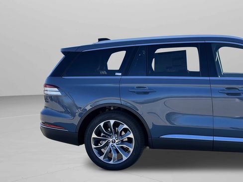New 2026 Lincoln Aviator Reserve w/ Illumination Package image 29