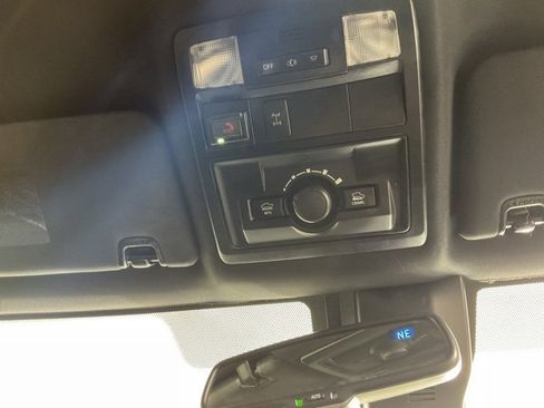 Used 2021 Toyota Tacoma TRD Off-Road image 19