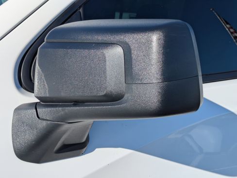 Used 2024 GMC Sierra 1500 Elevation image 32