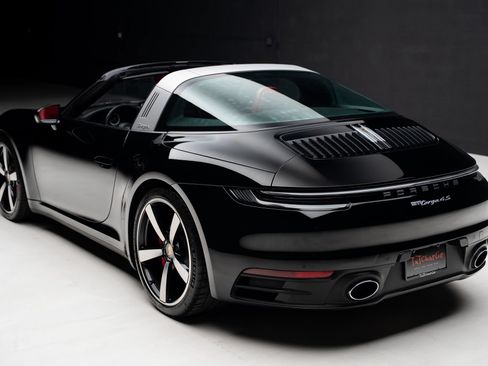 Used 2021 Porsche 911 Targa 4S AWD/4WD image 26