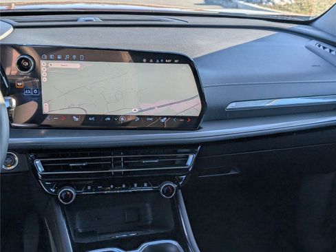 New 2026 Chevrolet Traverse LT image 14